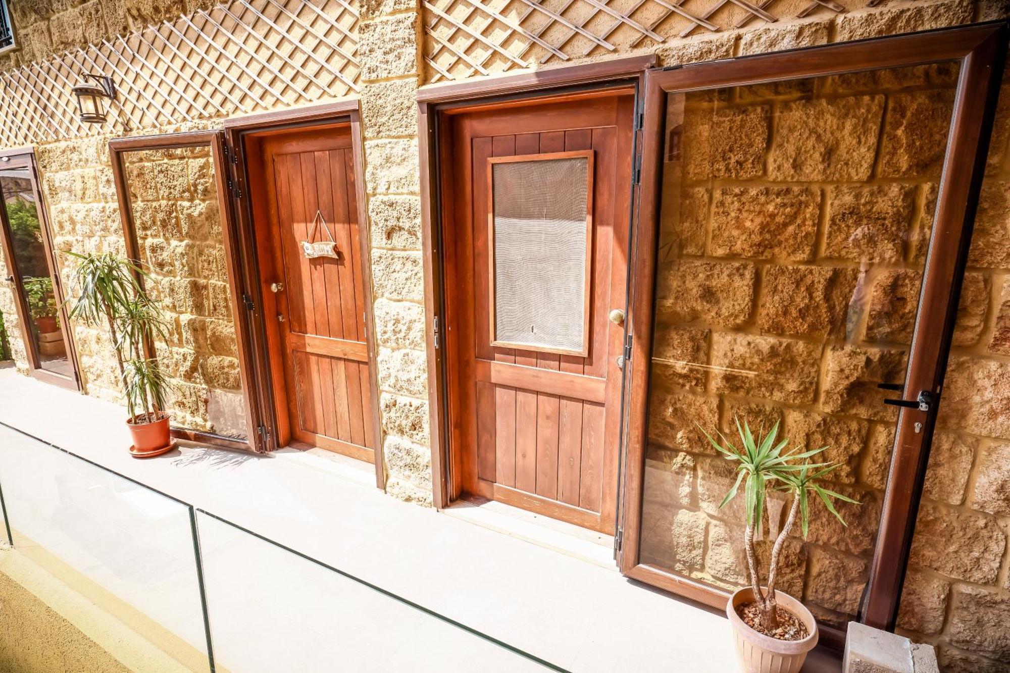 Old Town Guesthouses Batroûn Kültér fotó